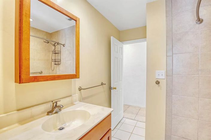 Image No.24-3 Bed Property for sale