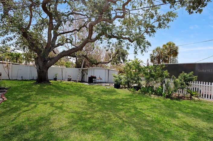 Image No.4-3 Bed Property for sale