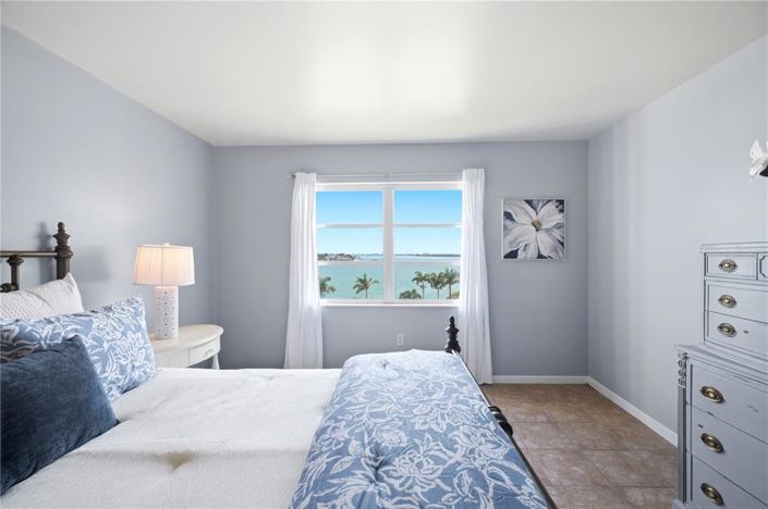 Image No.46-2 Bed Property for sale