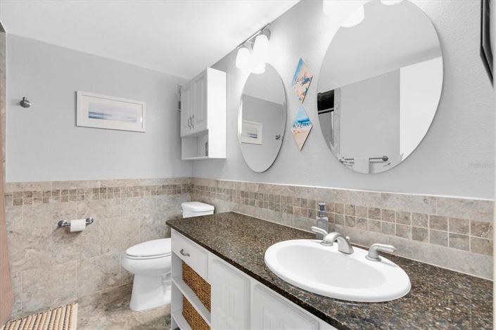 Image No.20-2 Bed Property for sale