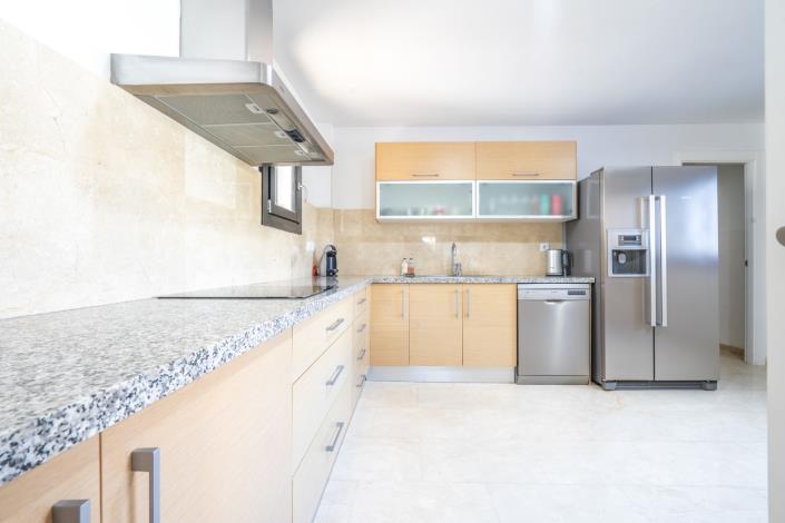 Image No.33-5 Bed Villa / Detached for sale