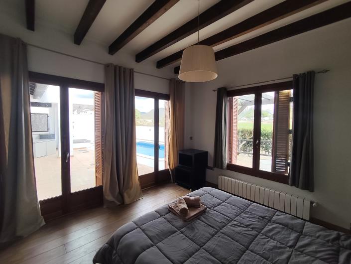 Image No.8-4 Bed Villa / Detached for sale