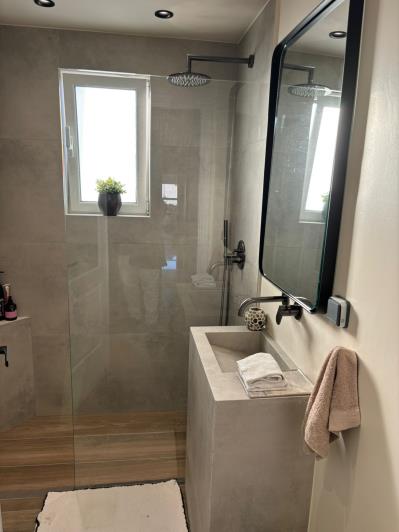 Image No.25-2 Bed Apartment for sale