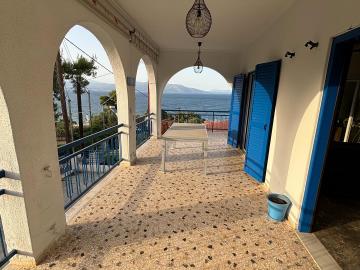 Veranda-with-Arches