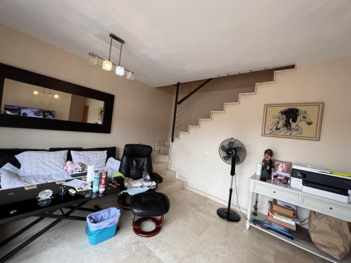 Image No.7-3 Bed House for sale