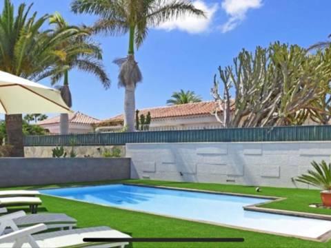 Image No.5-5 Bed Villa for sale