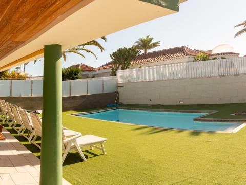 Image No.9-5 Bed Villa for sale