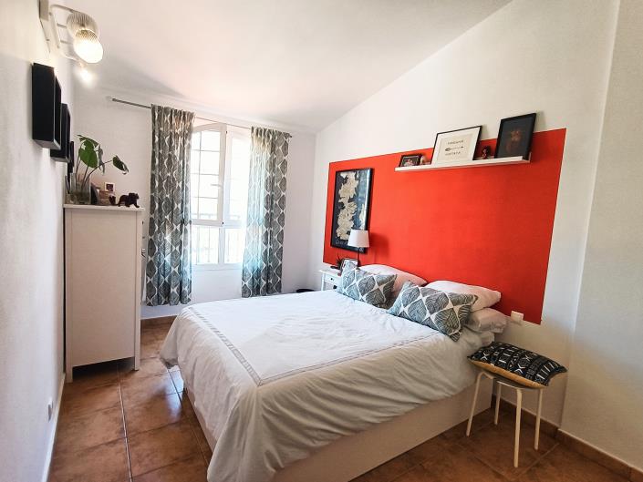 Image No.15-4 Bed Townhouse for sale