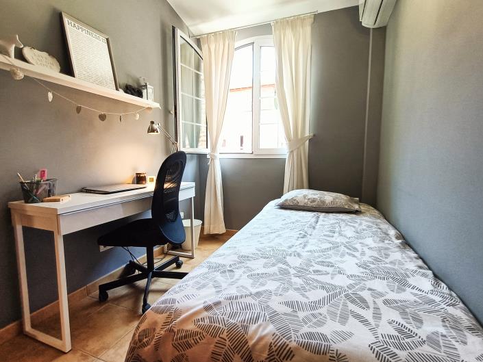 Image No.16-4 Bed Townhouse for sale