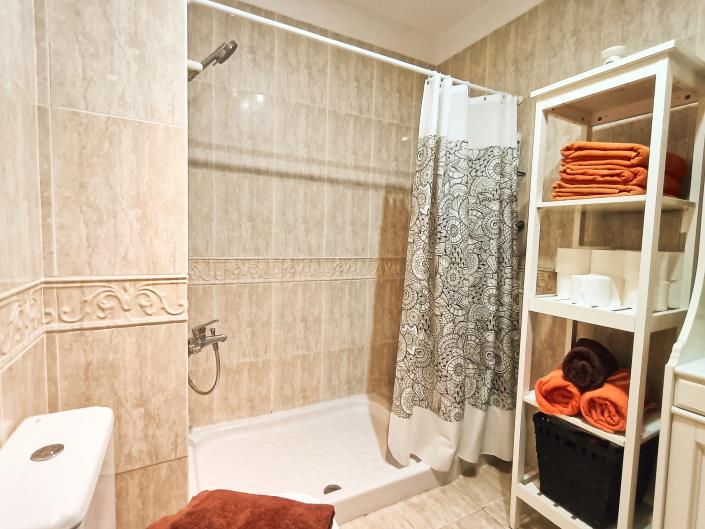 Image No.18-4 Bed Townhouse for sale