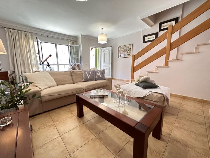 Image No.4-4 Bed Townhouse for sale