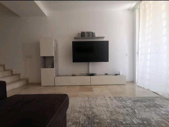 Image No.9-2 Bed Duplex for sale