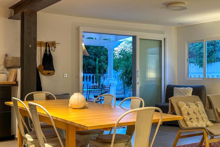 Image No.15-4 Bed Villa / Detached for sale