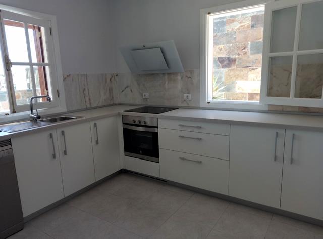 Image No.17-3 Bed Villa / Detached for sale