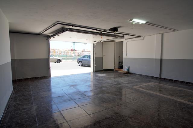 Image No.21-3 Bed Villa / Detached for sale