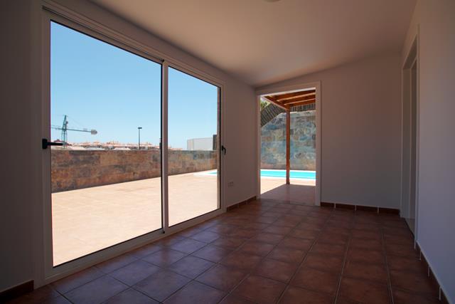 Image No.11-3 Bed Villa / Detached for sale