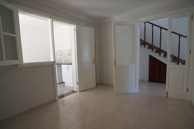 Image No.15-3 Bed Villa / Detached for sale