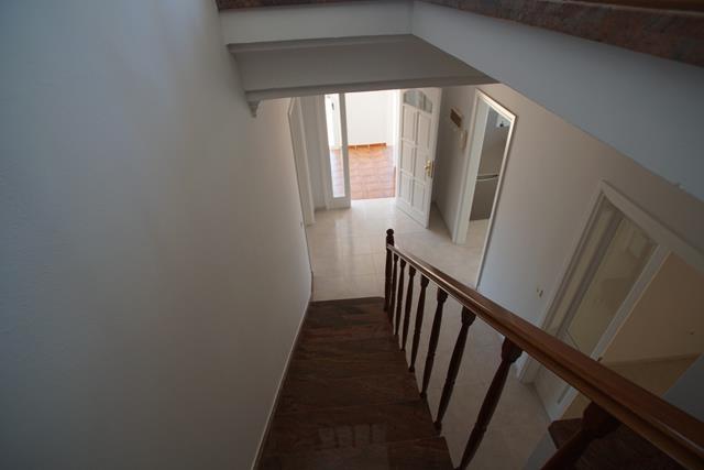 Image No.14-3 Bed Villa / Detached for sale