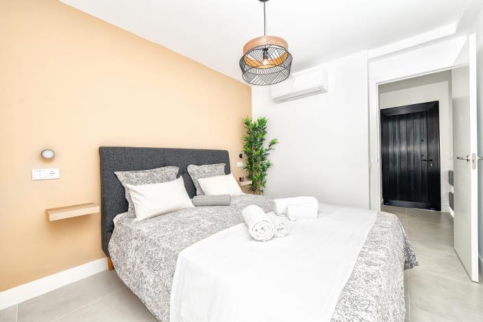 Image No.17-2 Bed Apartment for sale