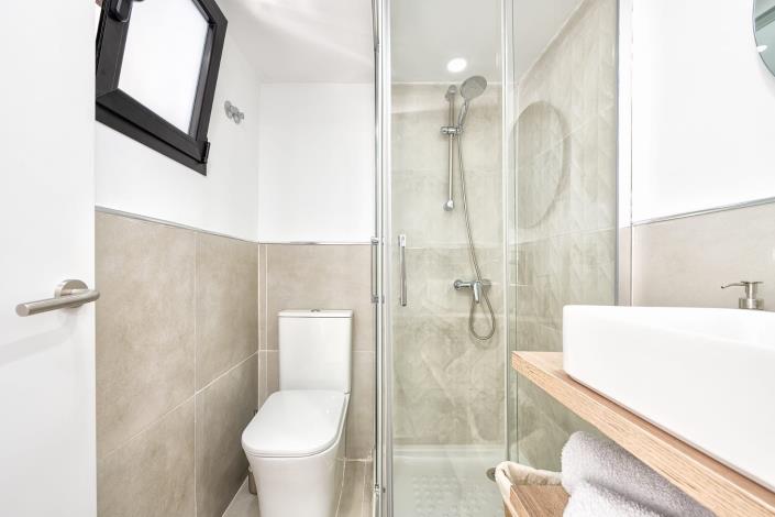 Image No.23-2 Bed Apartment for sale