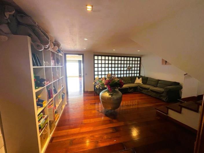 Image No.28-5 Bed House/Villa for sale