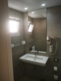 f86dfdc5-093c-47f6-ae2f-262310f84072