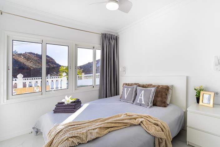 Image No.26-4 Bed Chalet for sale