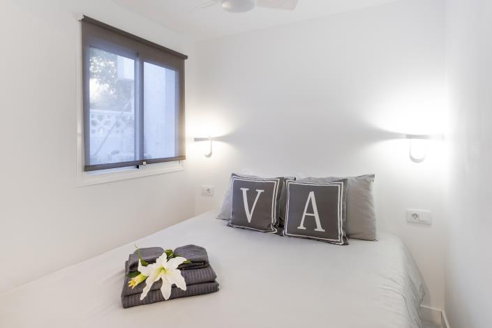 Image No.23-4 Bed Chalet for sale