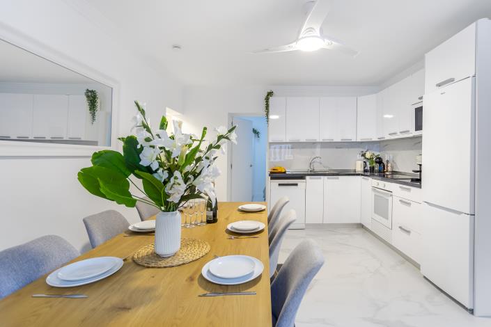 Image No.10-4 Bed Chalet for sale