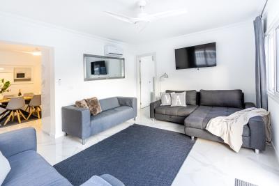 V-A_C_Vaticano_80_lounge_1