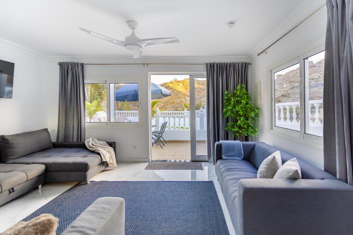 Image No.6-4 Bed Chalet for sale