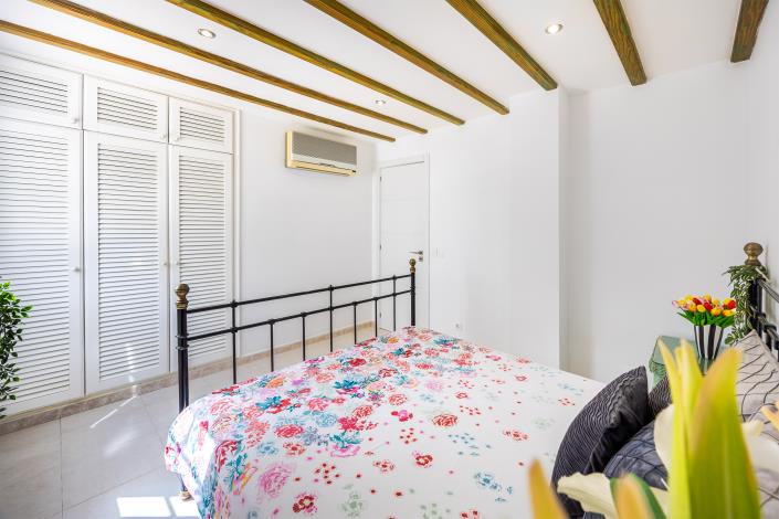 Image No.19-2 Bed Apartment for sale