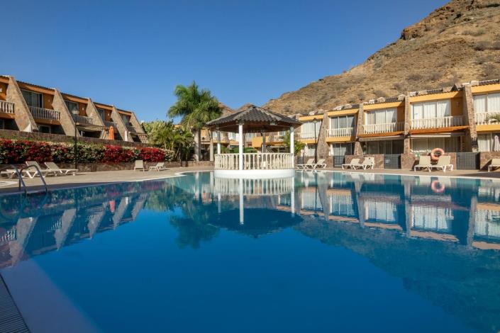 Image No.53-2 Bed Chalet for sale