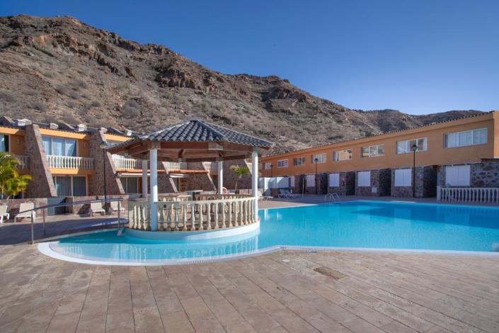 Image No.52-2 Bed Chalet for sale