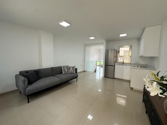 Image No.2-1 Bed Duplex for sale