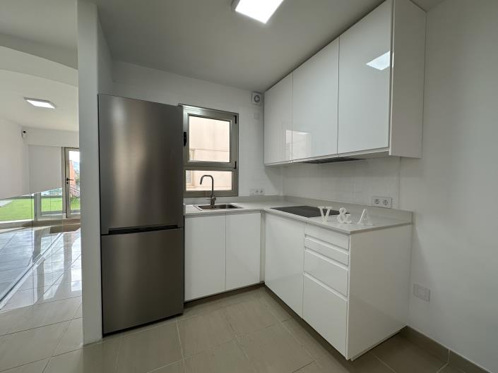 Image No.6-1 Bed Duplex for sale