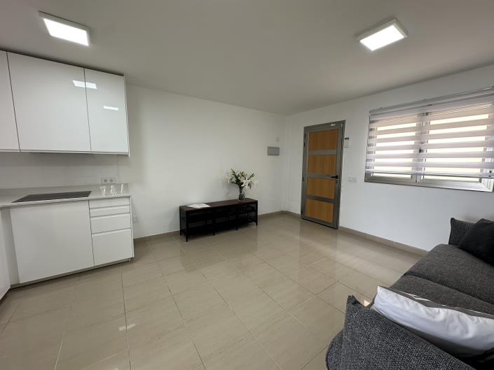 Image No.8-1 Bed Duplex for sale