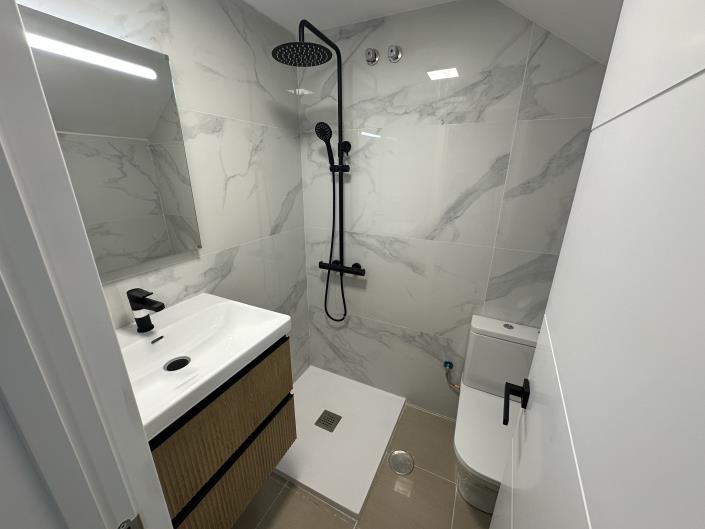 Image No.28-1 Bed Duplex for sale