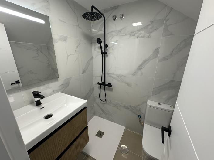 Image No.27-1 Bed Duplex for sale