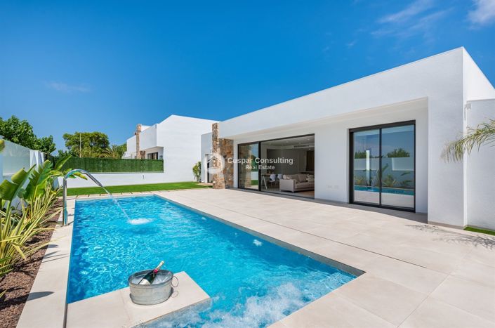 Image No.1-3 Bed Villa for sale