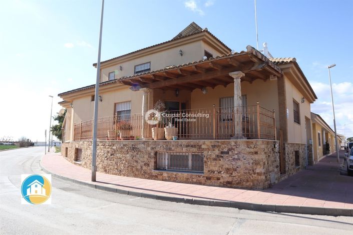 Image No.1-Villa de 3 chambres à vendre à Torre Pacheco Town