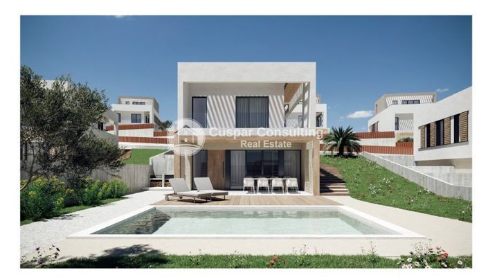 Image No.1-4 Bed Villa for sale