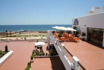 Homes-Of-Spain-Mar-De-Pulpi-Fase-1-Apartamento-Primera-Linea-De-Playa-Bajo-Con-Jardin-Y-Wifi-San-Juan-De-Los-Terreros-Exterior