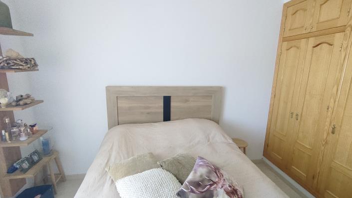 Image No.19-3 Bed Apartment for sale