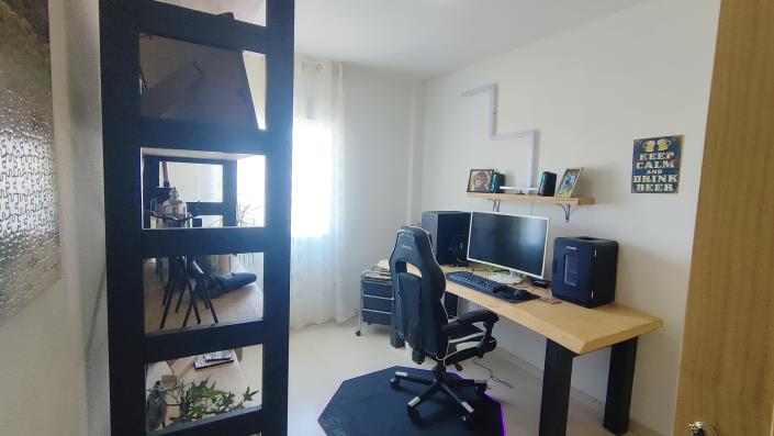 Image No.20-3 Bed Apartment for sale