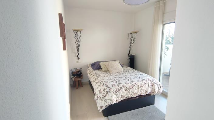 Image No.36-3 Bed Apartment for sale