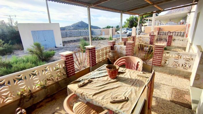 Image No.16-5 Bed House for sale