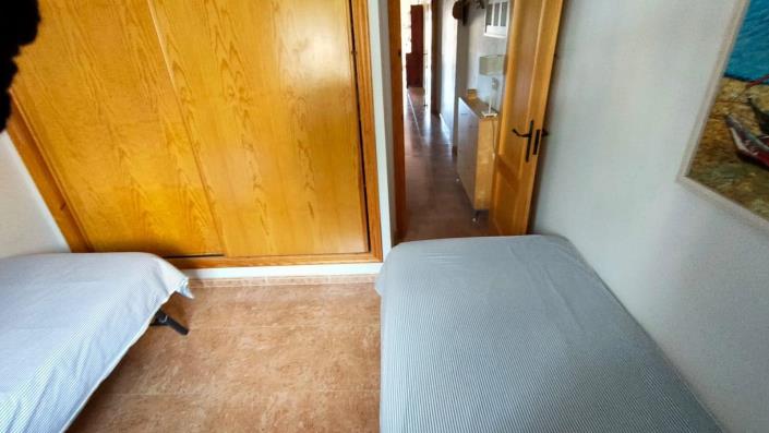 Image No.18-3 Bed Apartment for sale