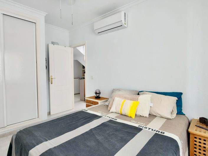 Image No.13-3 Bed Chalet for sale