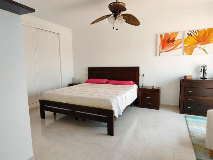 Image No.15-3 Bed Chalet for sale